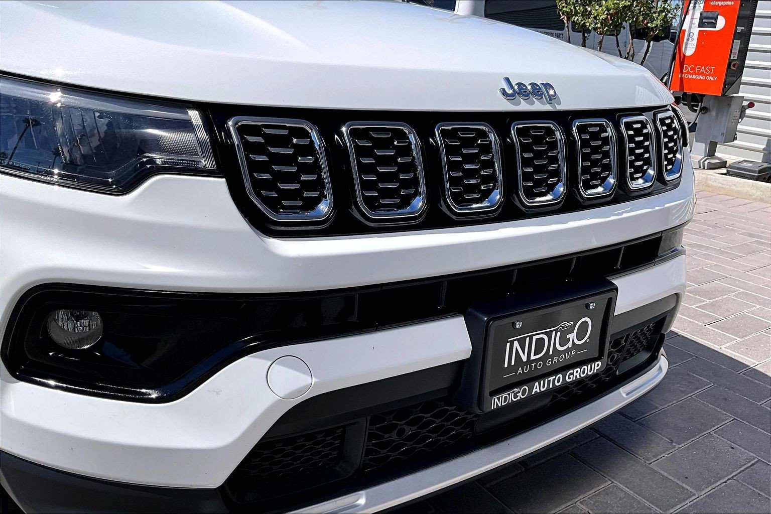 Used 2025 Jeep Compass Limited AWD/4WD image 28