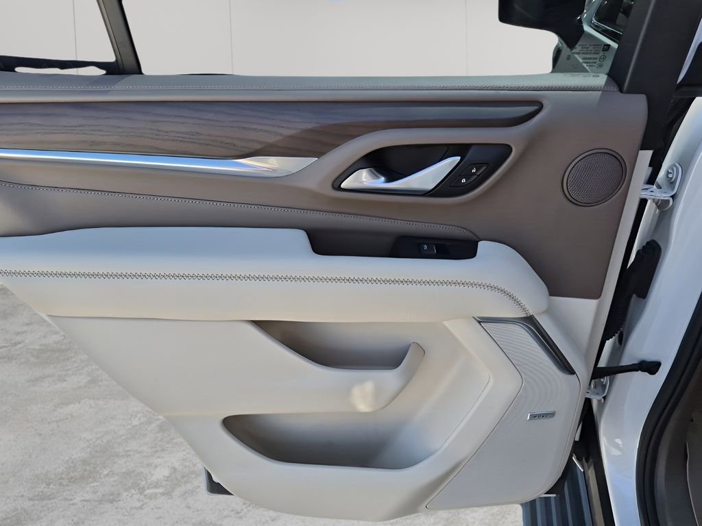 Used 2022 GMC Yukon Denali w/ Max Trailering Package AWD/4WD image 18