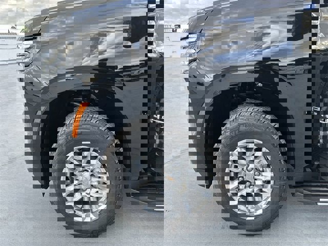 New 2026 Chevrolet Tahoe LS image 18