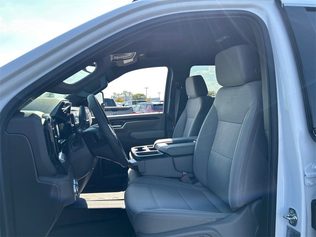 New 2026 GMC Sierra 3500 SLE image 15