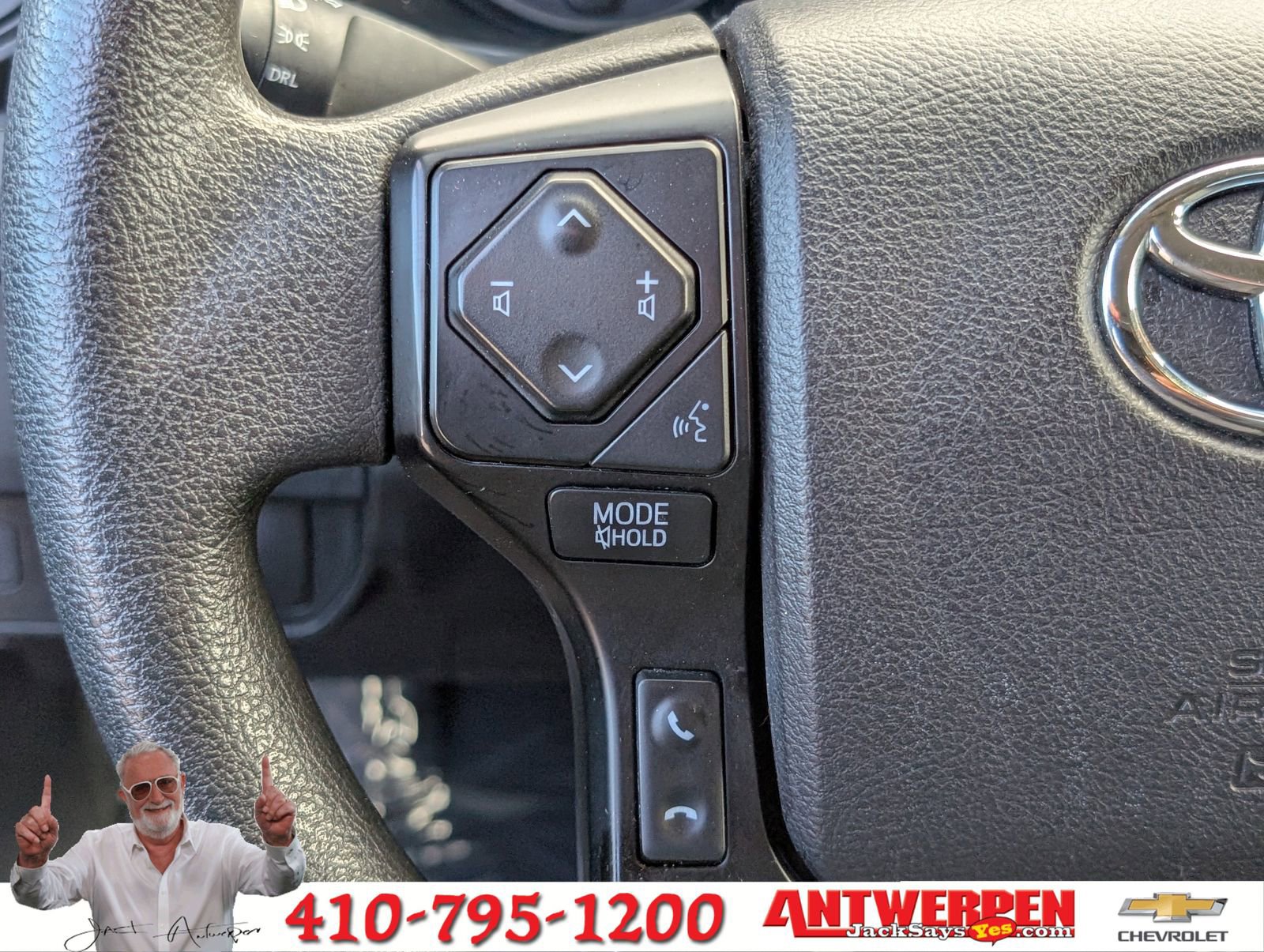 Used 2022 Toyota Tacoma SR image 19