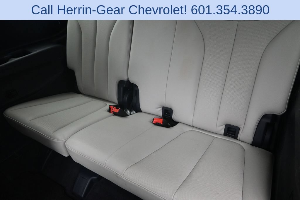 Used 2021 Hyundai Palisade SEL w/ Premium Package FWD image 17