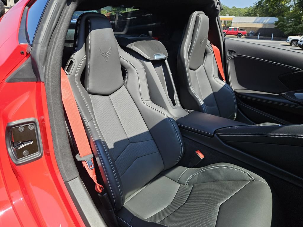Used 2024 Chevrolet Corvette Stingray Coupe w/ 1LT RWD image 10