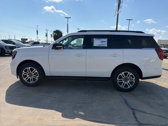 New 2025 Ford Expedition Active image 4