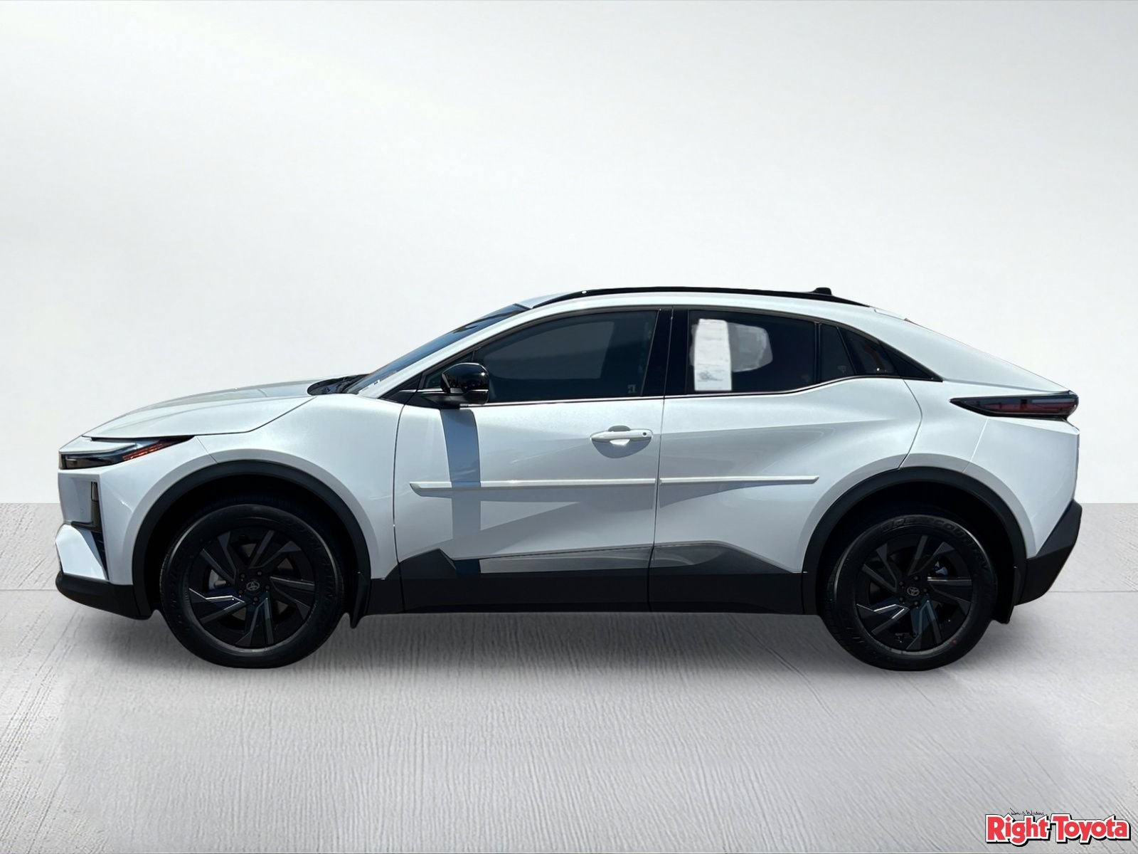 New 2026 Toyota C-HR AWD/4WD image 3