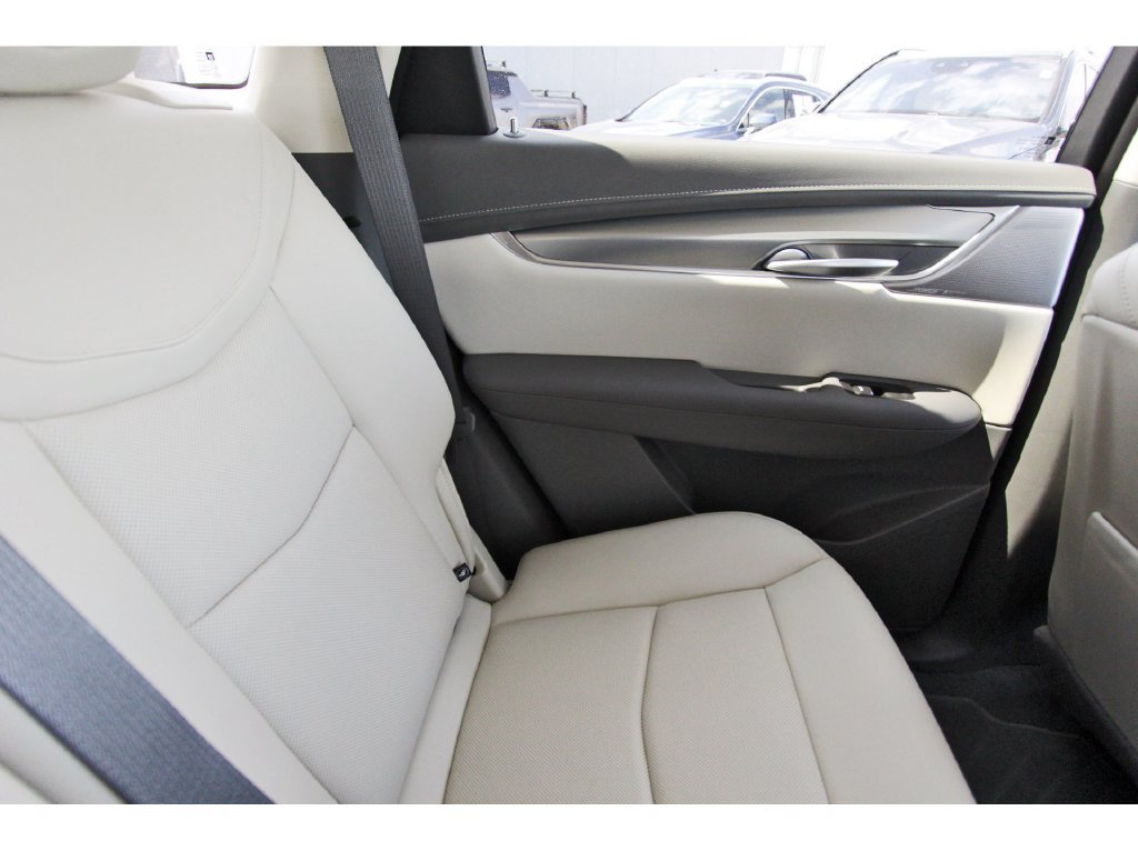 Certified 2026 Cadillac XT5 Premium Luxury w/ Driver Assist Package FWD image 11
