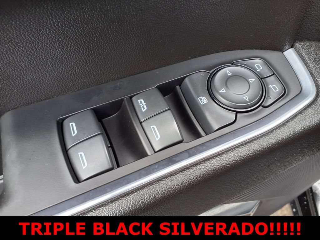 Used 2023 Chevrolet Silverado 1500 RST AWD/4WD image 13