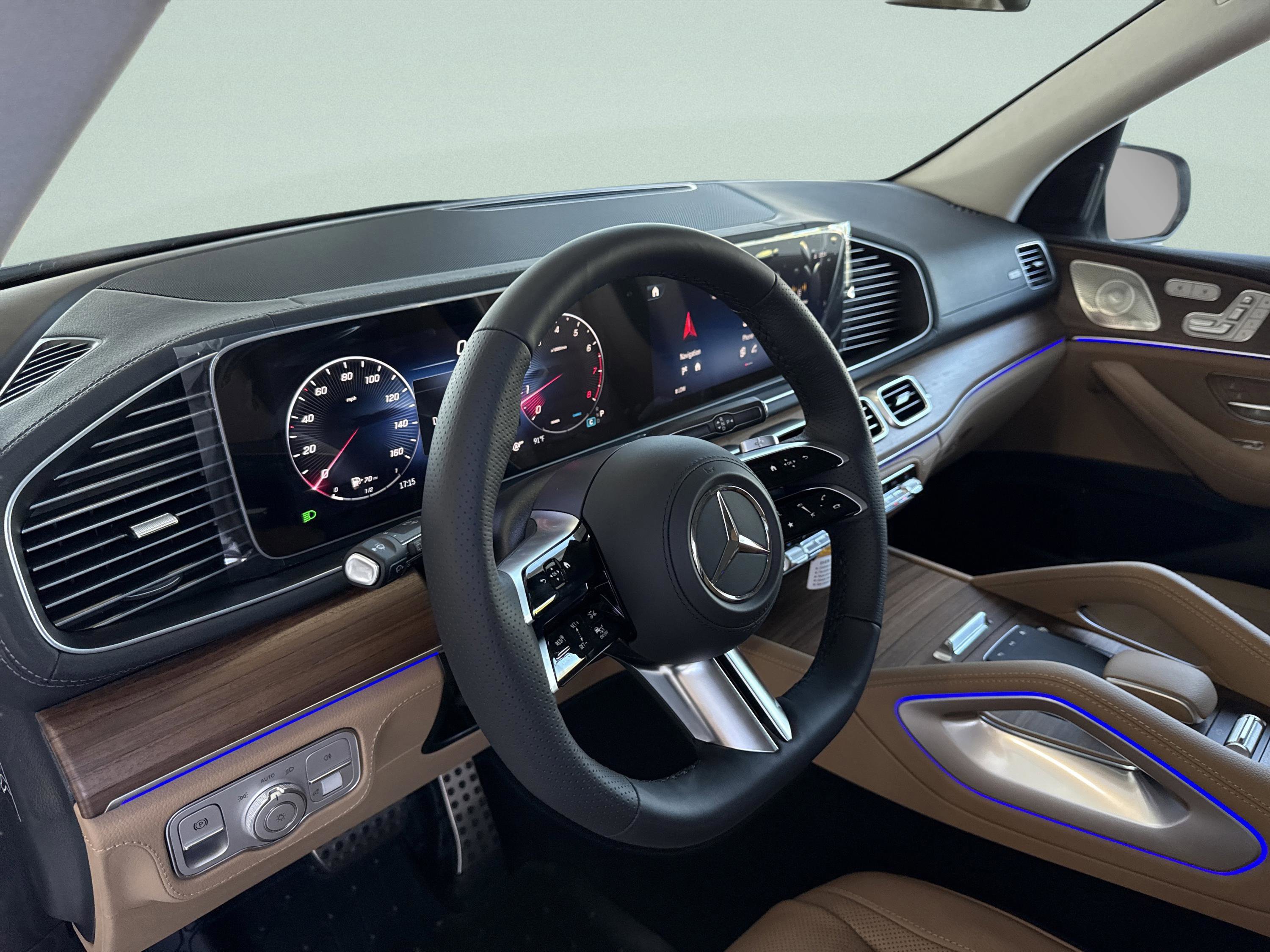 Certified 2026 Mercedes-Benz GLS 450 GLS 450 image 24