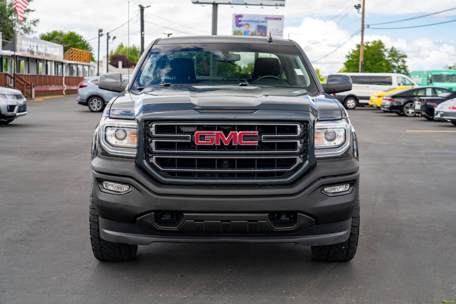 Used 2017 GMC Sierra 1500 SLE w/ Elevation Edition AWD/4WD image 3