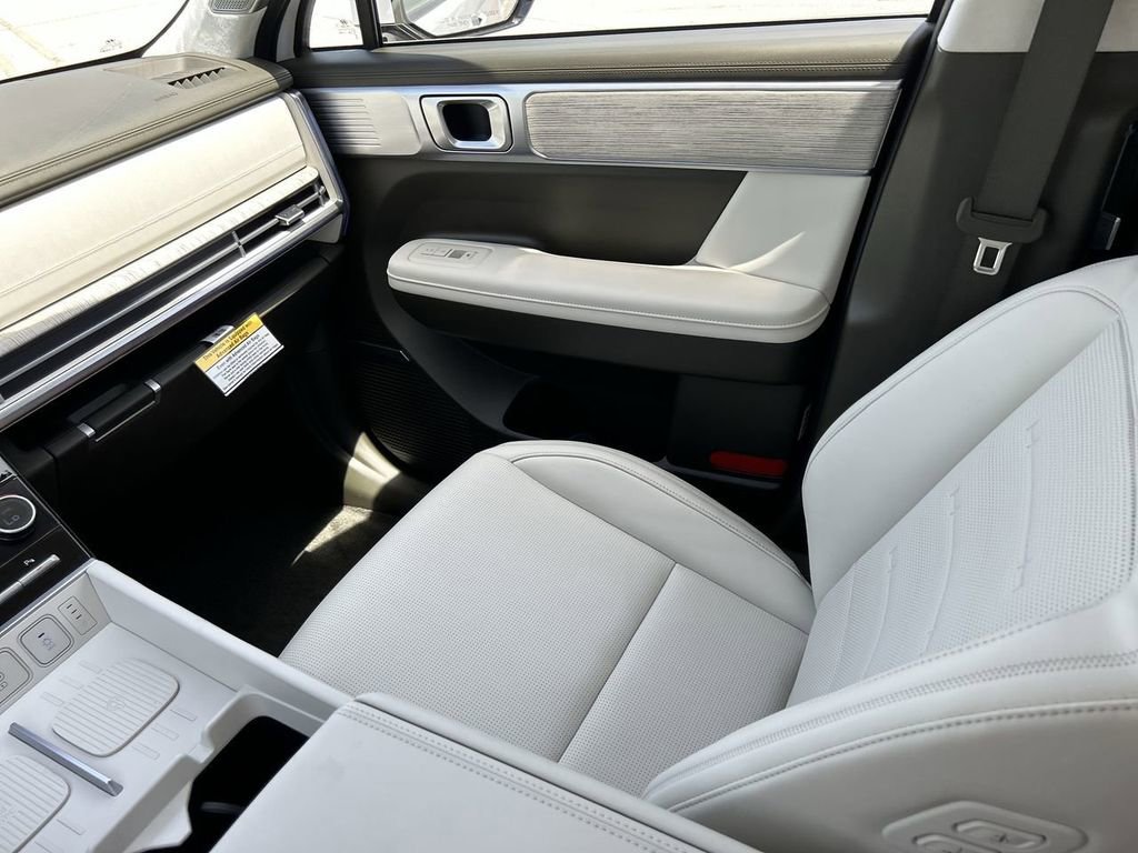 New 2025 Hyundai Santa Fe Calligraphy image 6