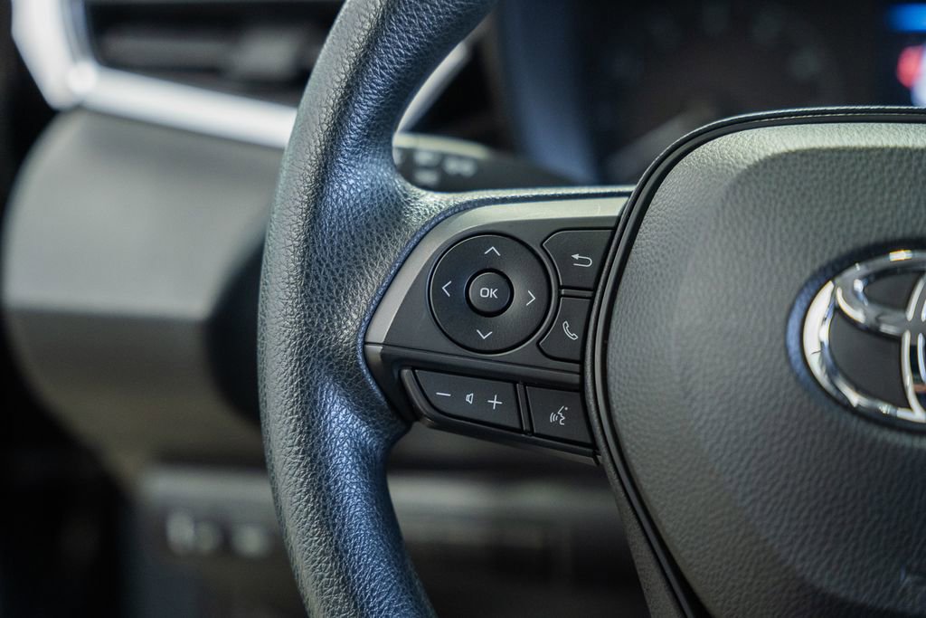 Used 2023 Toyota Corolla LE image 22