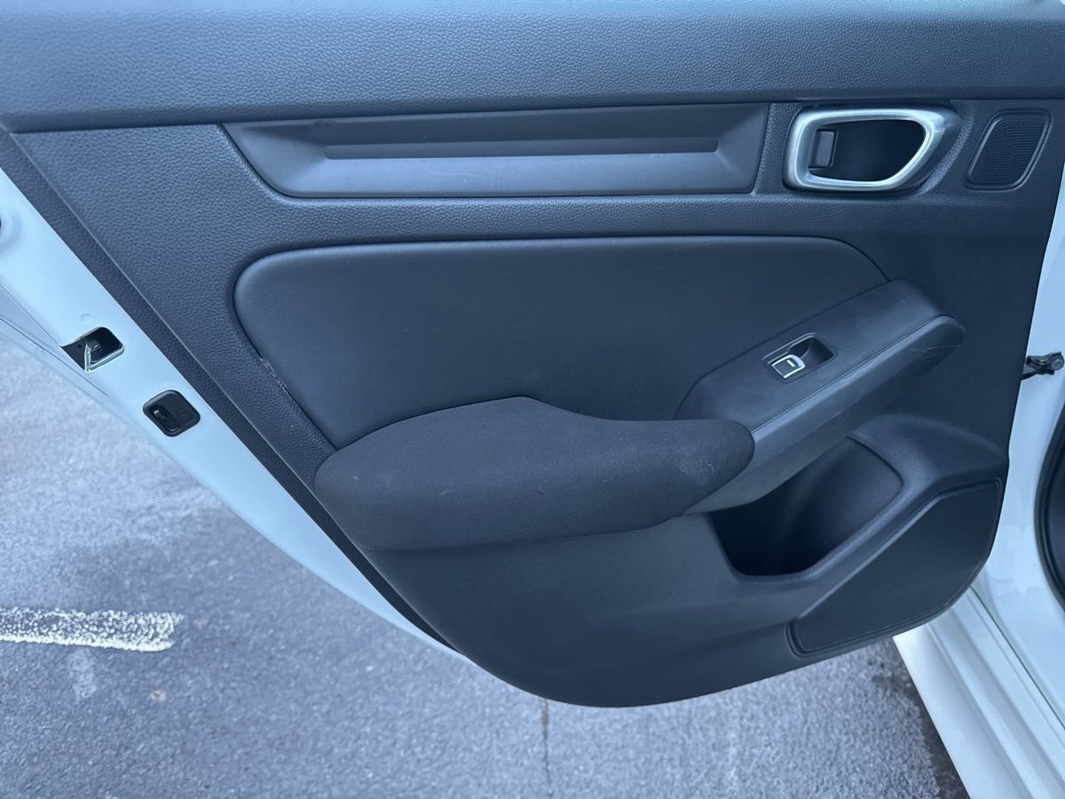 Used 2023 Honda Civic Sport image 28