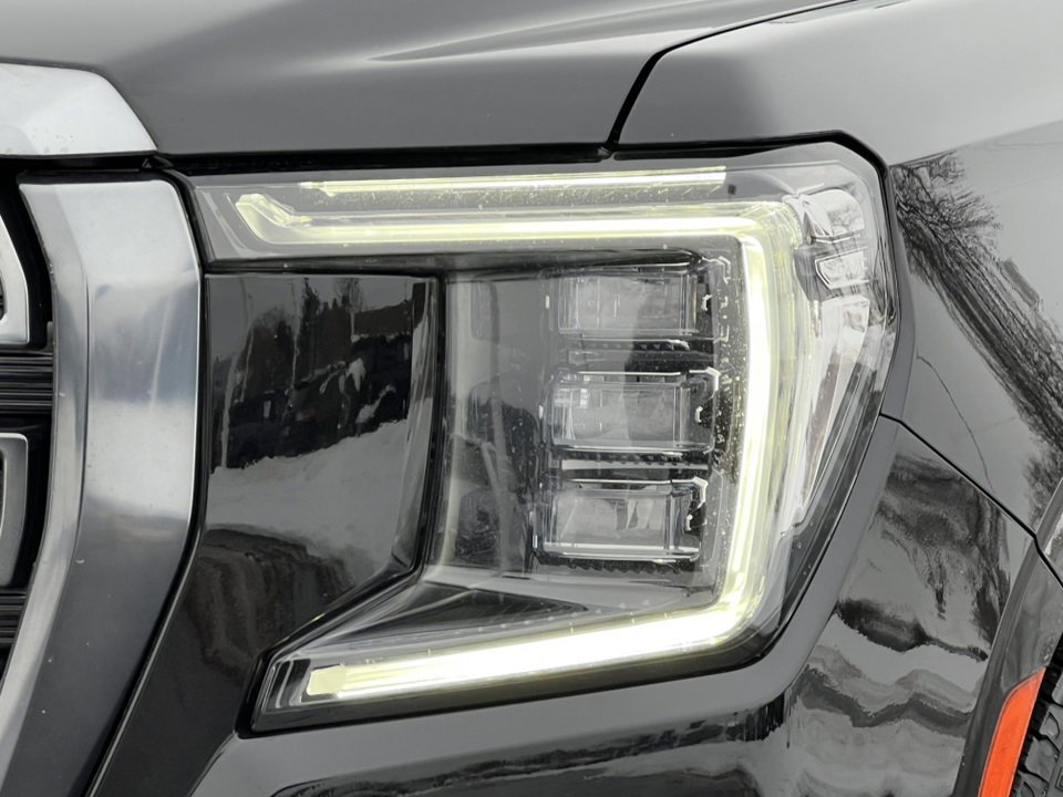 Used 2023 GMC Yukon AT4 w/ AT4 Premium Package image 40