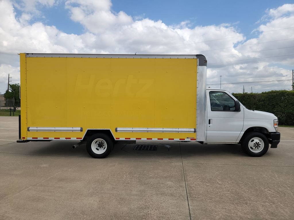Used 2024 Ford E-350 and Econoline 350 Super Duty w/ Driver's Safety Package image 4