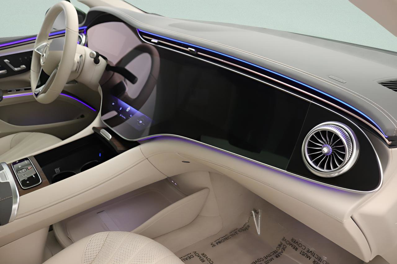 Certified 2023 Mercedes-Benz EQS 580 4MATIC Sedan image 22