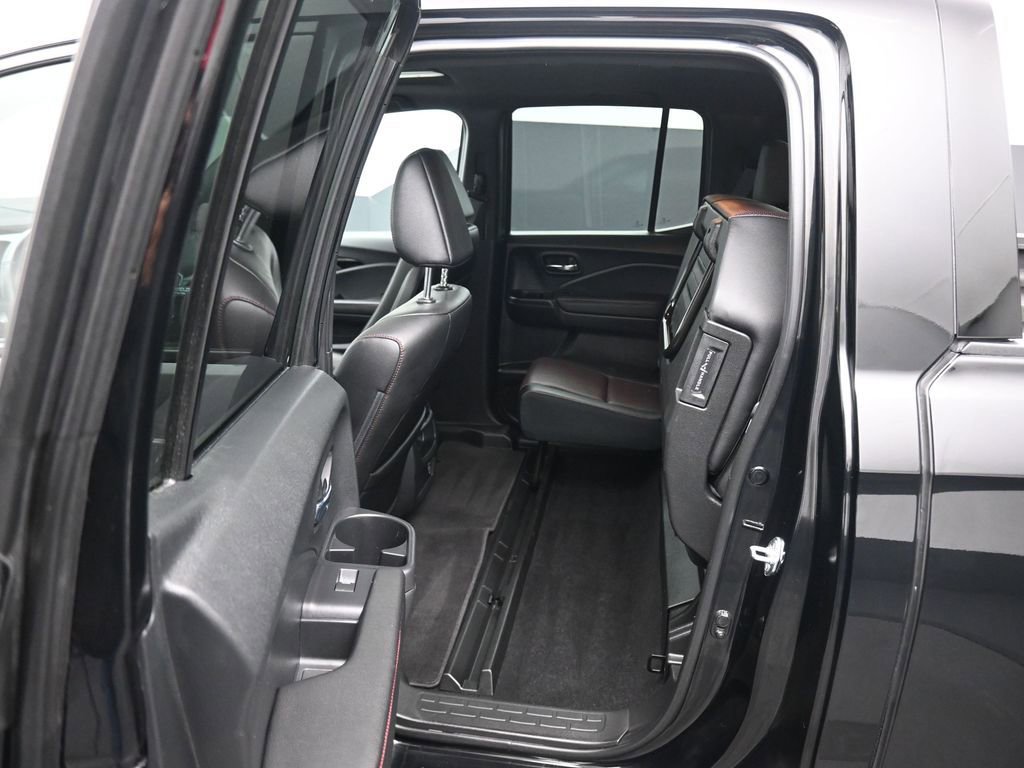 Used 2021 Honda Ridgeline Black Edition image 34