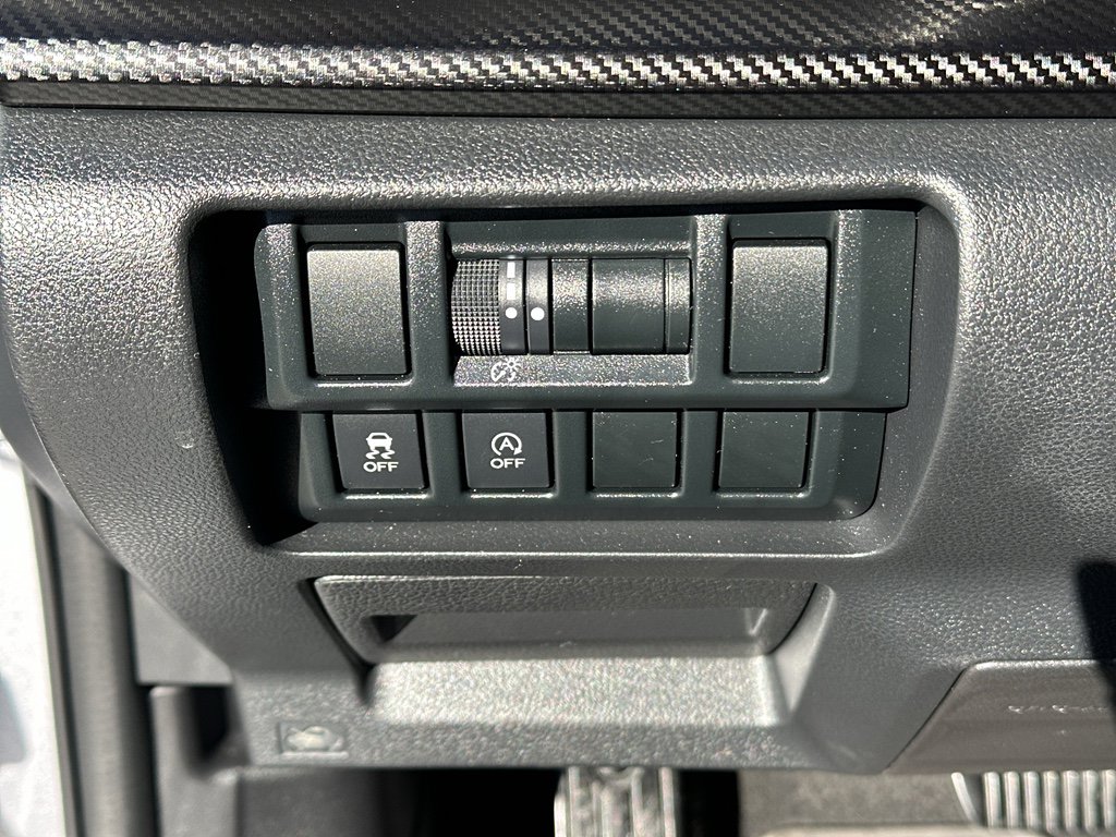 Used 2020 Subaru Crosstrek 2.0i image 24