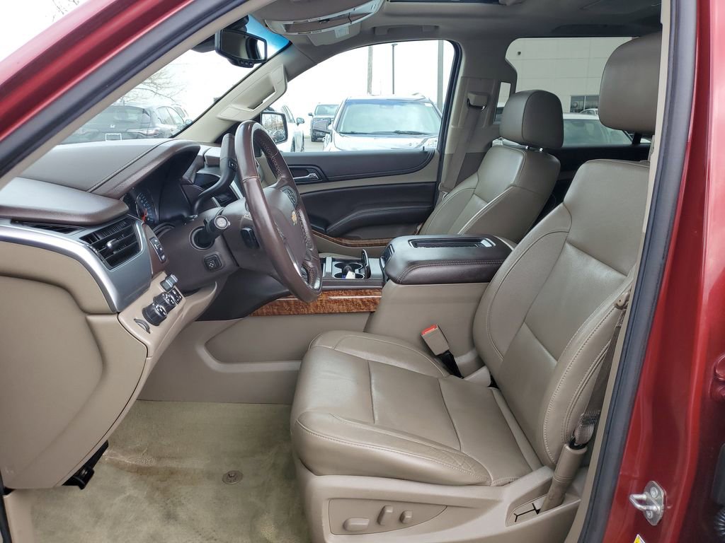 Used 2016 Chevrolet Suburban LTZ image 10