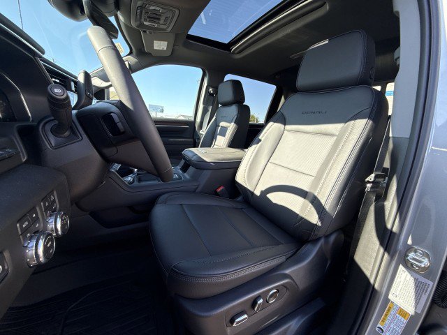 New 2026 GMC Sierra 3500 Denali w/ Denali Reserve Package image 13