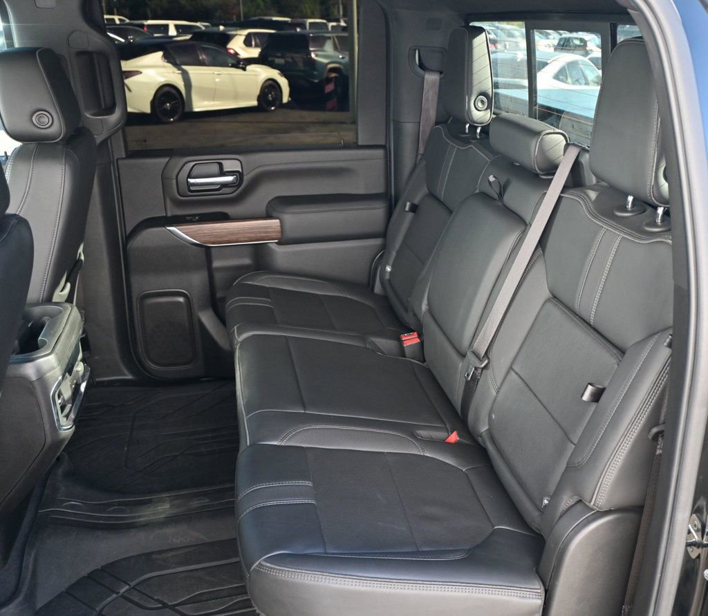 Used 2022 Chevrolet Silverado 3500 High Country image 19