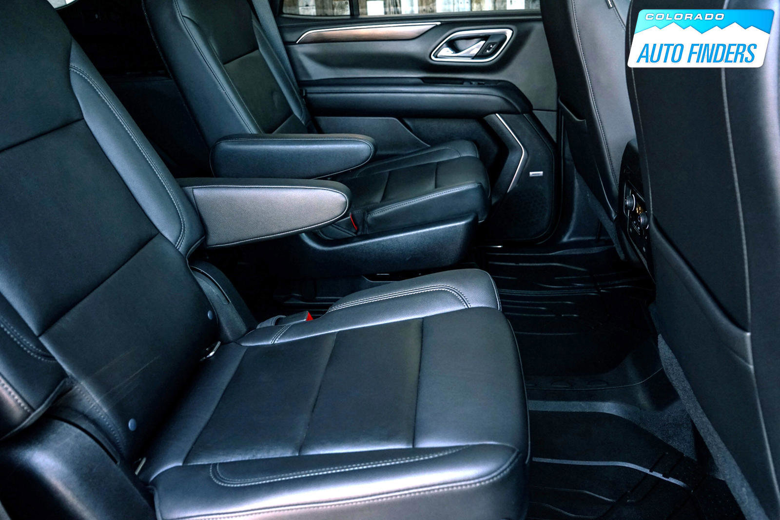 Used 2021 Chevrolet Tahoe Z71 w/ Z71 Signature Package image 29