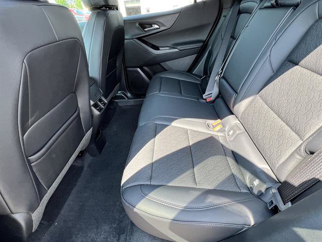 New 2027 Chevrolet Equinox LT w/ Convenience Package II AWD/4WD image 17