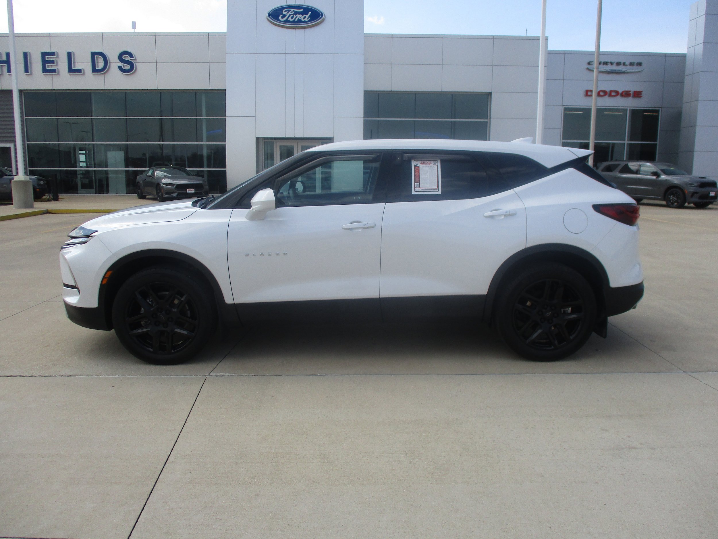 Used 2023 Chevrolet Blazer LT w/ LPO, Floor Liner Package AWD/4WD image 3