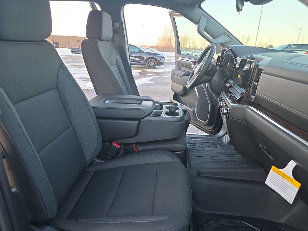 New 2026 GMC Sierra 1500 SLE image 10