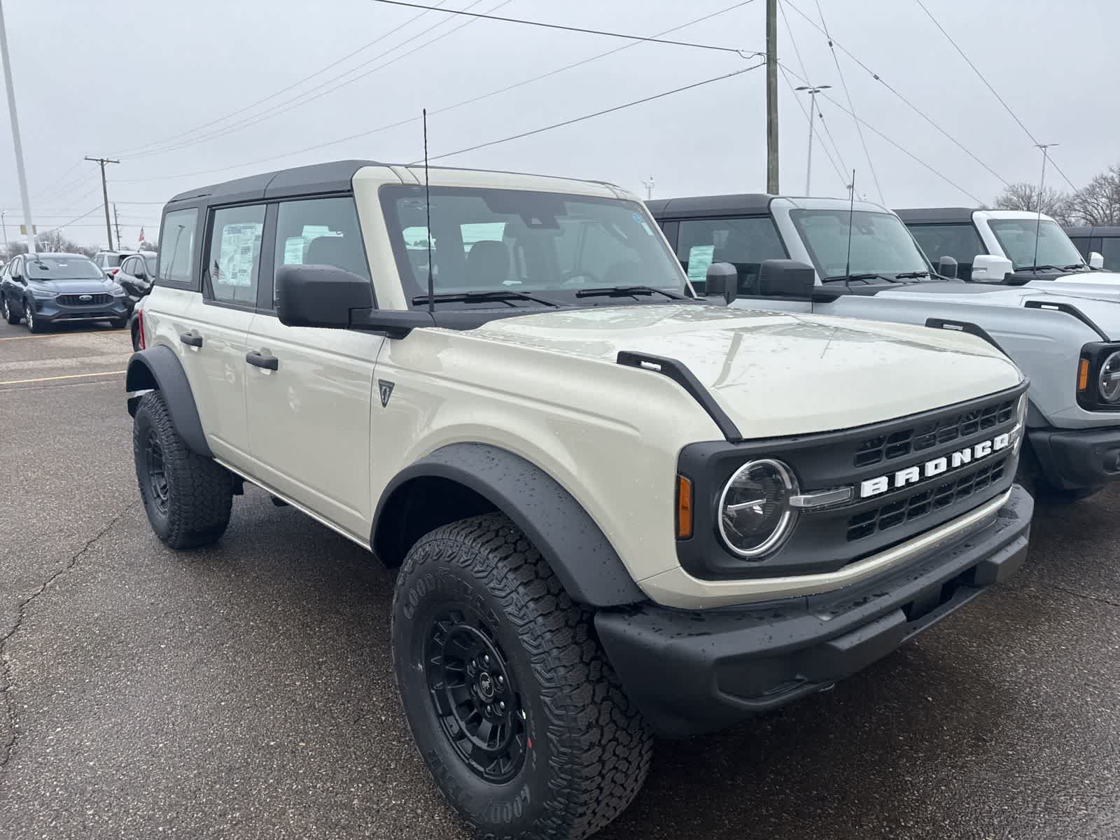 New 2026 Ford Bronco 4-Door w/ Sasquatch Package AWD/4WD image 25