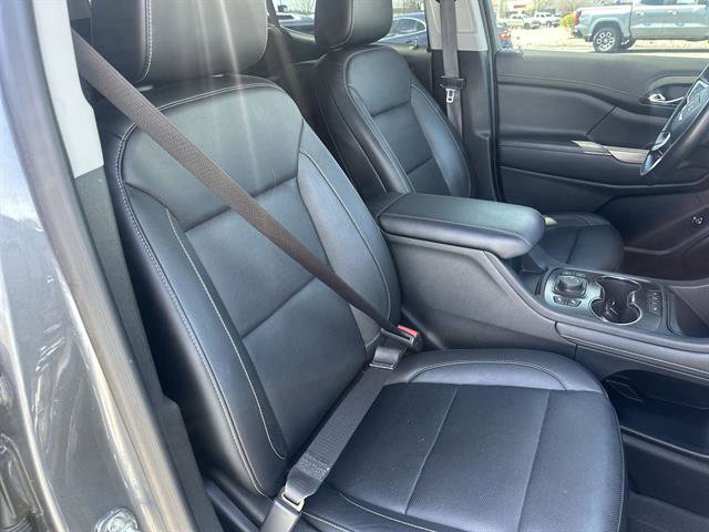 Used 2020 GMC Acadia SLT w/ LPO, Floor Liner Package FWD image 24