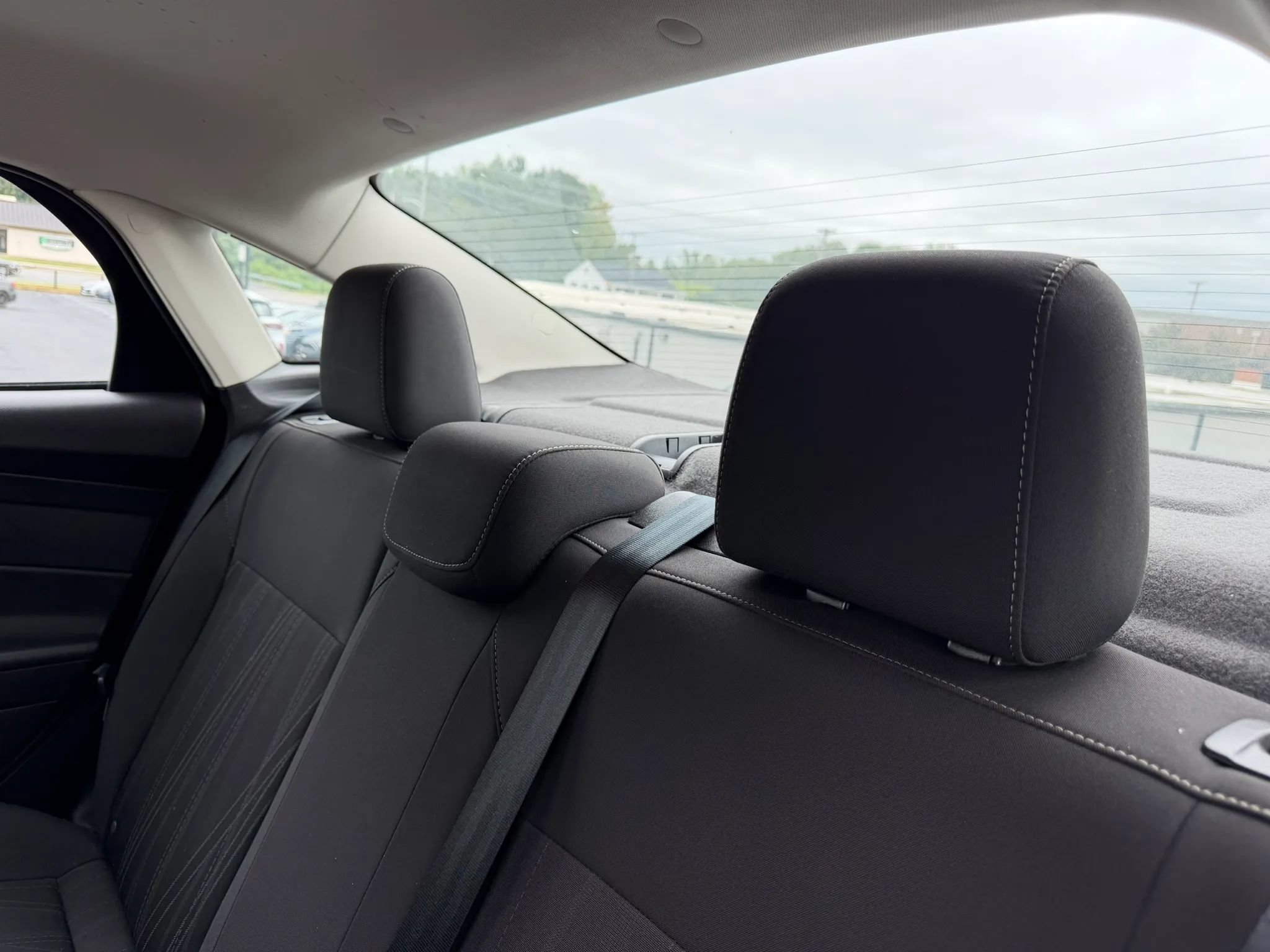 Used 2017 Ford Focus SE FWD image 15