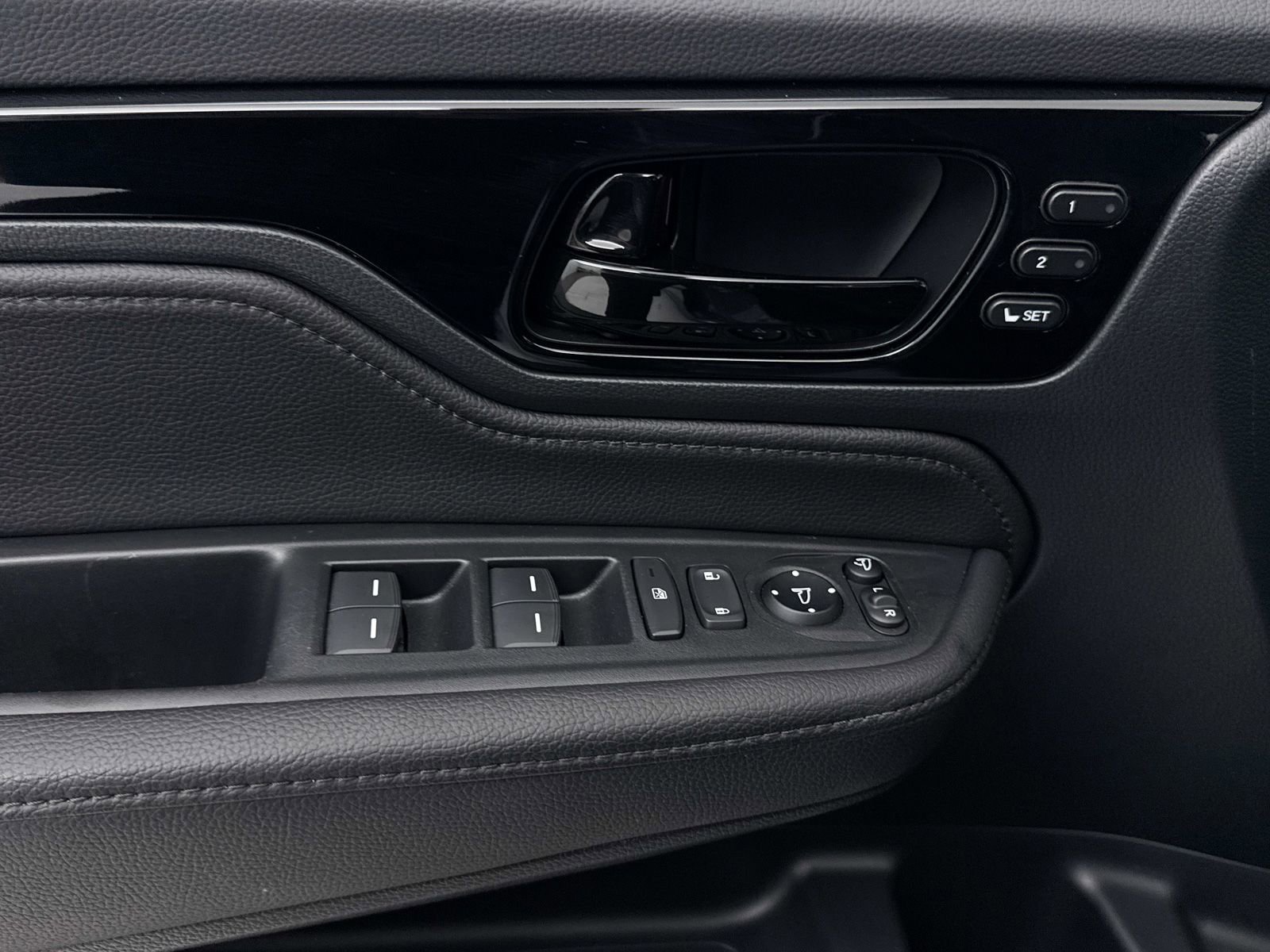 Used 2023 Honda Odyssey Elite image 27