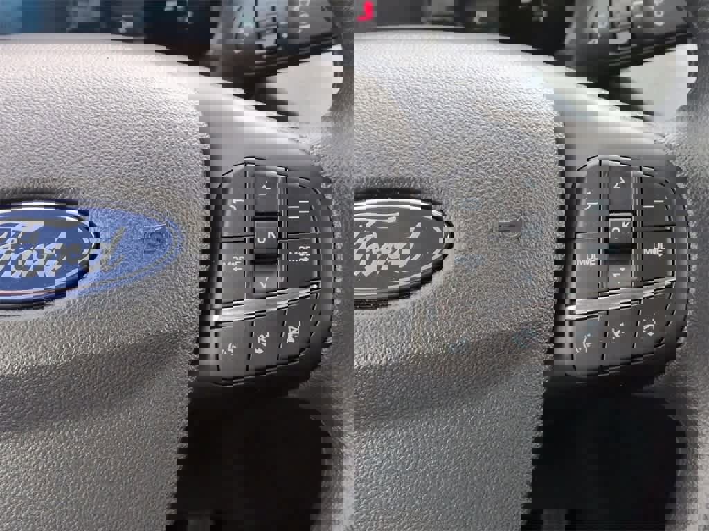 New 2025 Ford Maverick XLT image 25