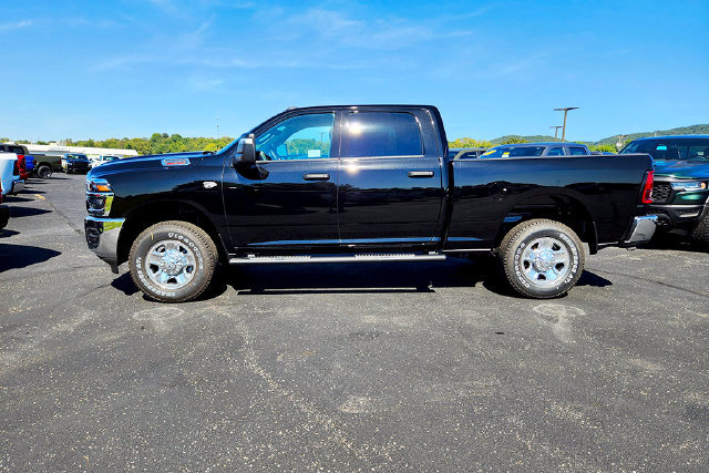 New 2027 RAM 2500 Tradesman AWD/4WD image 4