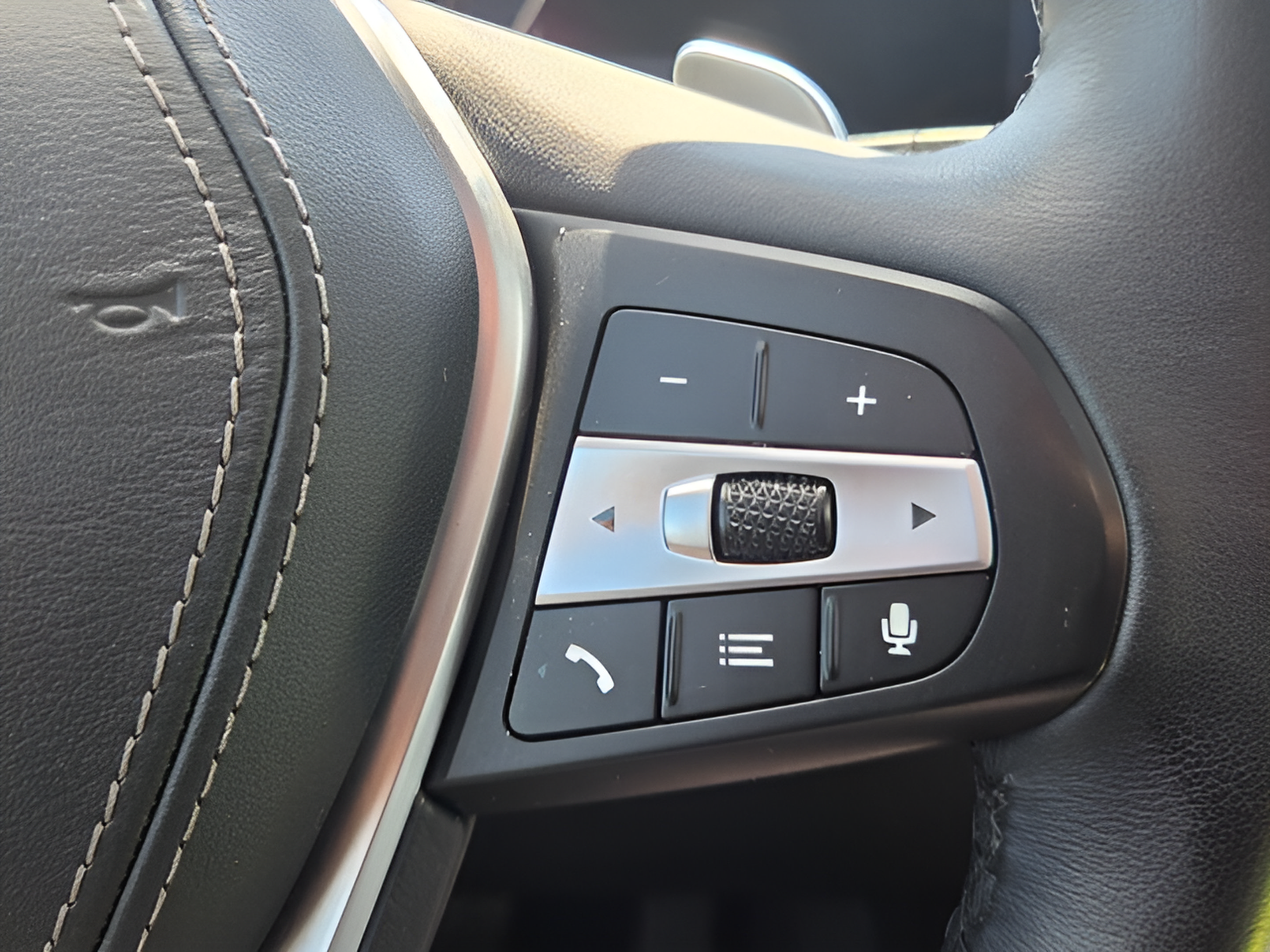 Used 2026 BMW X5 sDrive40i RWD image 26