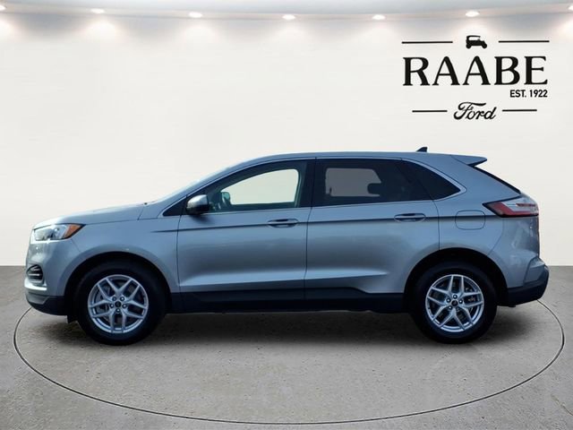 Used 2024 Ford Edge SEL w/ Convenience Package image 4