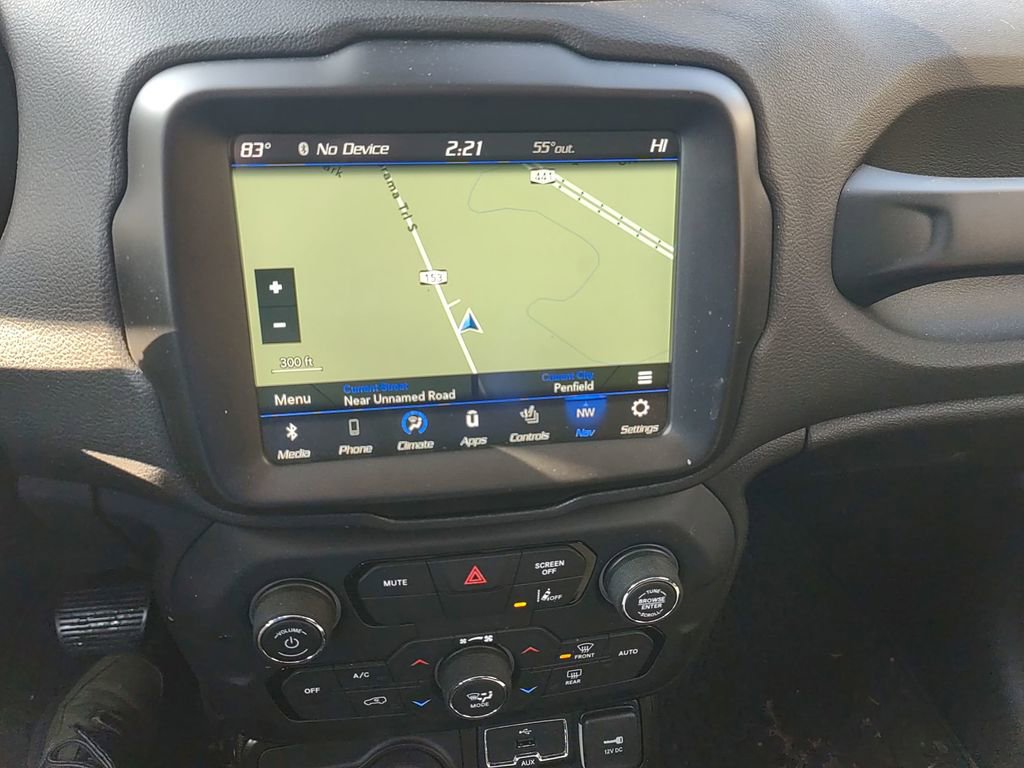 Used 2023 Jeep Renegade Latitude w/ Sun/Sound Group image 10