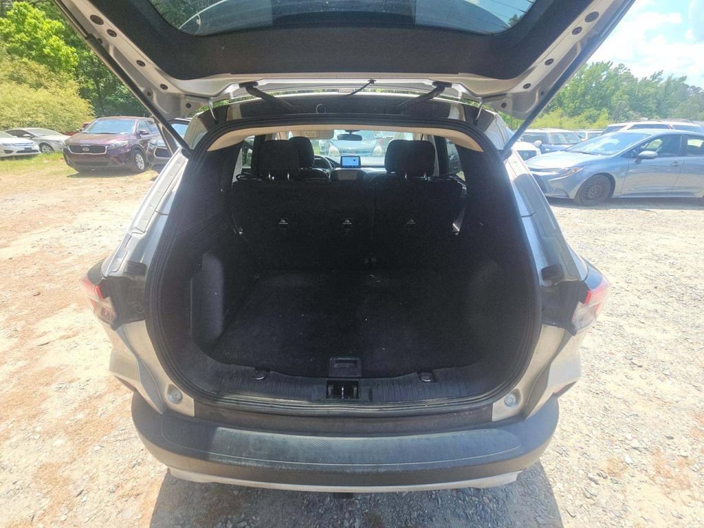 Used 2020 Ford Escape SE FWD image 7