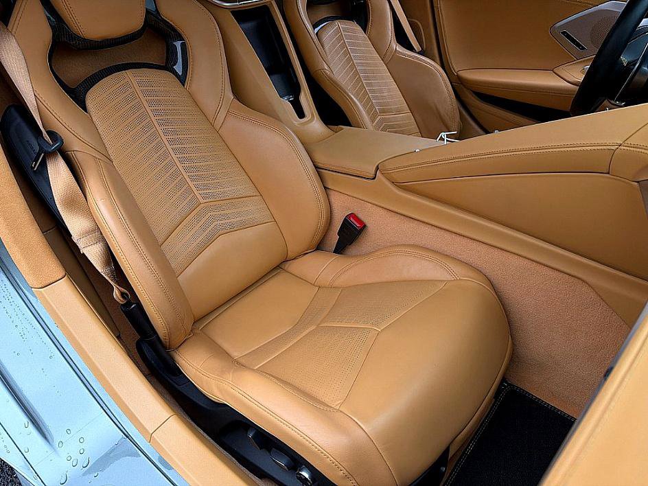 Used 2022 Chevrolet Corvette Stingray Premium Conv w/ Z51 Performance Package image 26