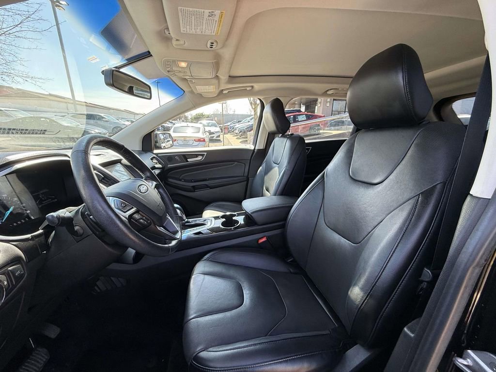 Used 2016 Ford Edge Titanium w/ Equipment Group 301A image 12
