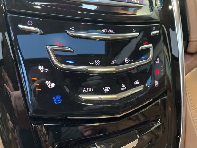 Used 2016 Cadillac Escalade Platinum image 4