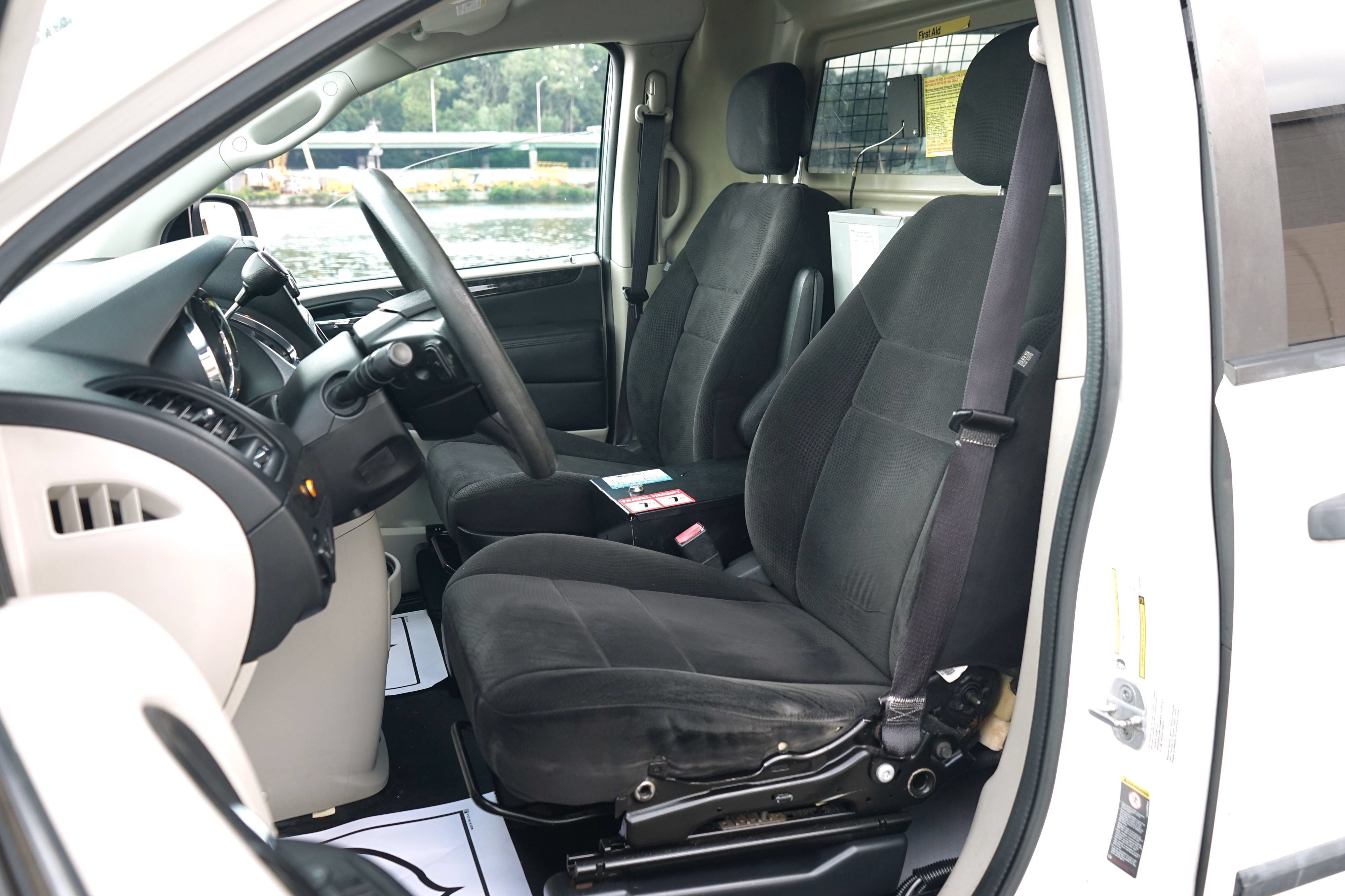 Used 2013 RAM C/V Tradesman FWD image 6
