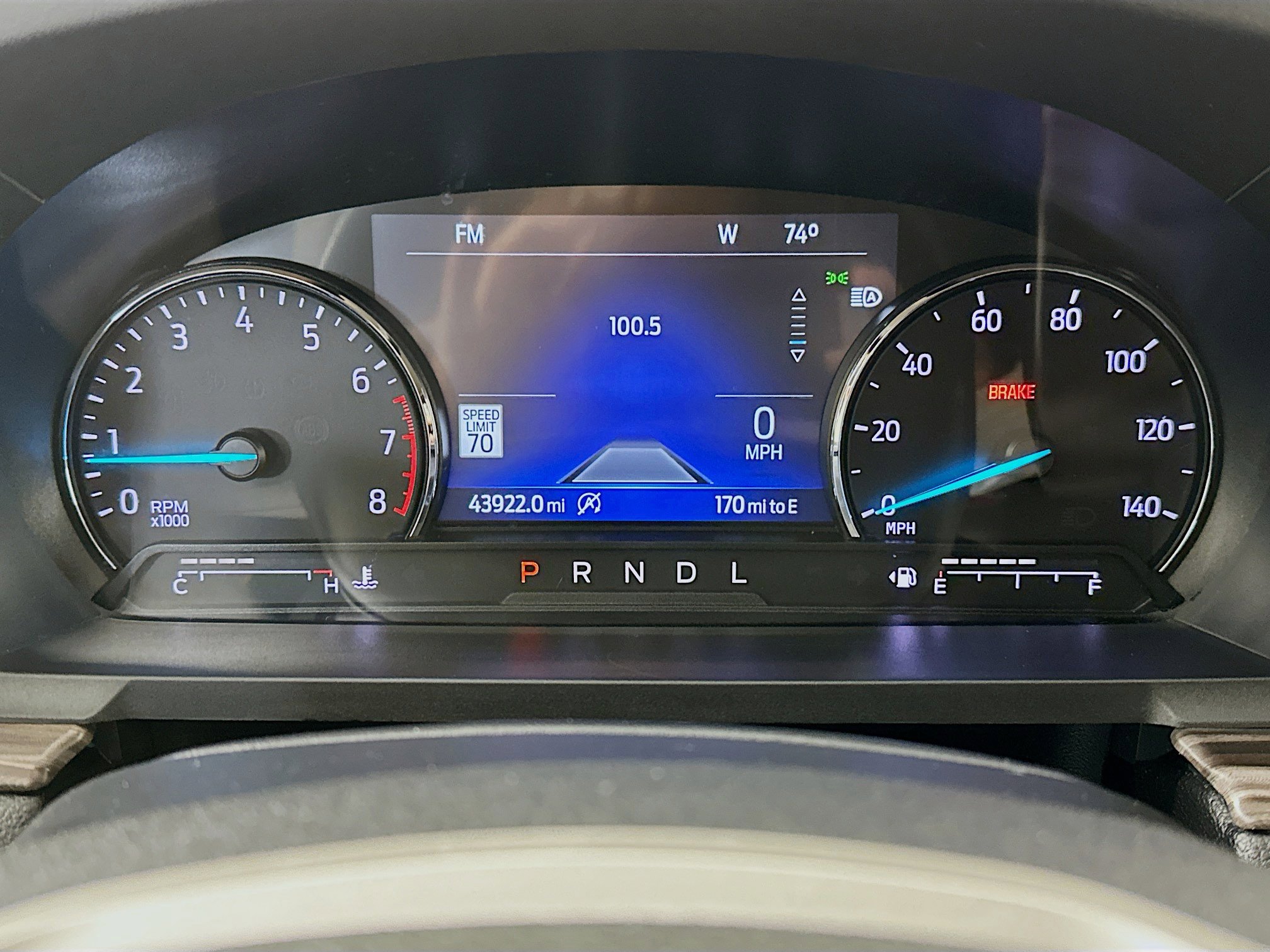 Used 2022 Ford Explorer Limited image 19