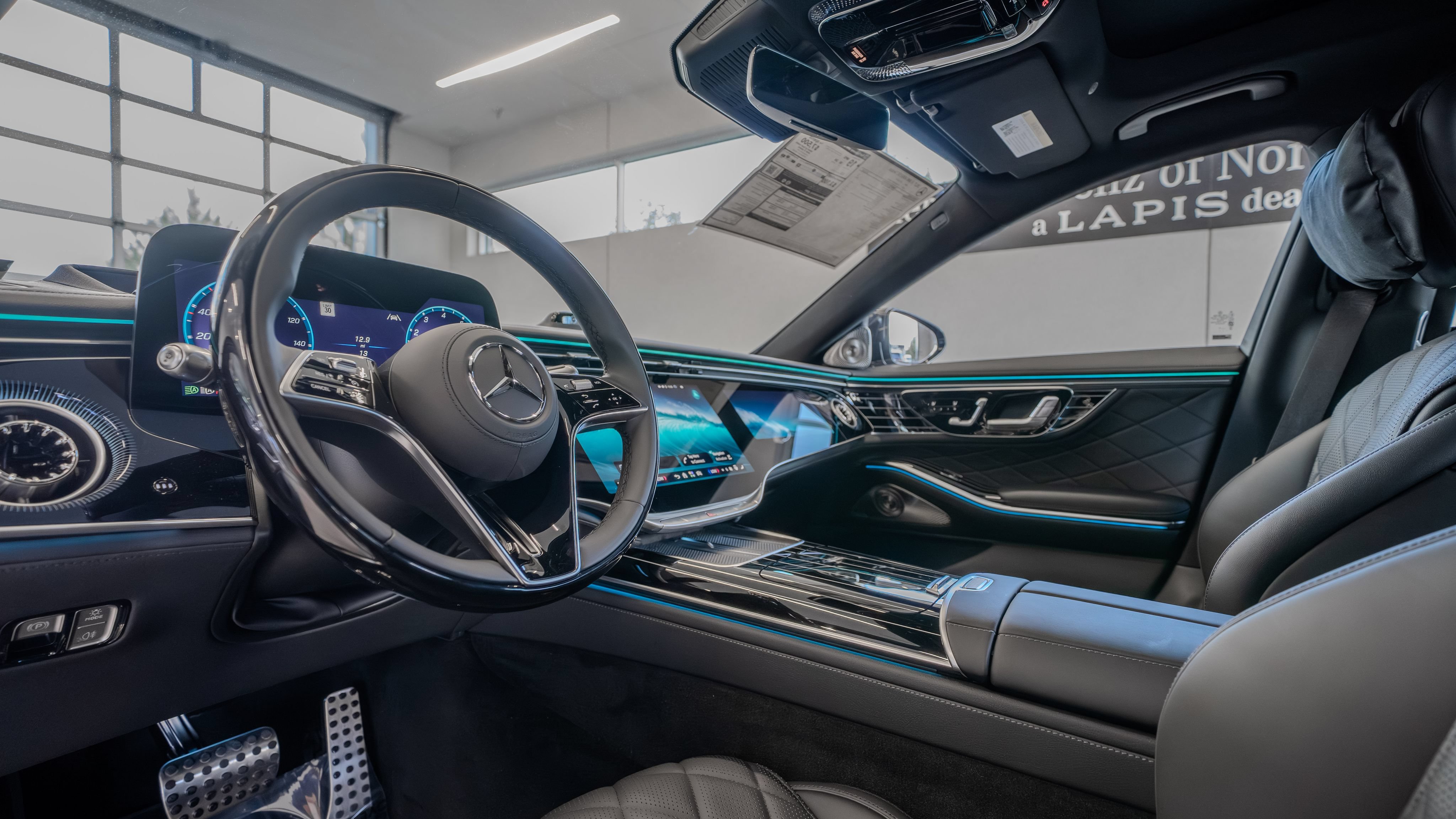 New 2027 Mercedes-Benz S 580 4MATIC Sedan image 6