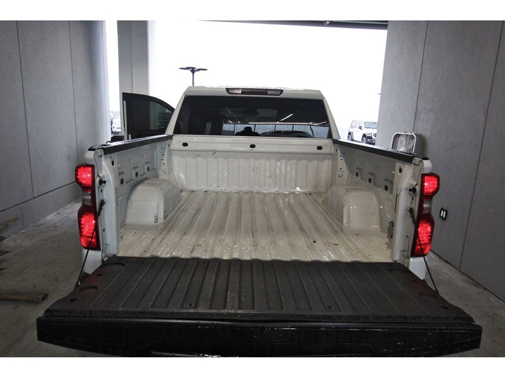Used 2024 Chevrolet Silverado 1500 Custom image 27