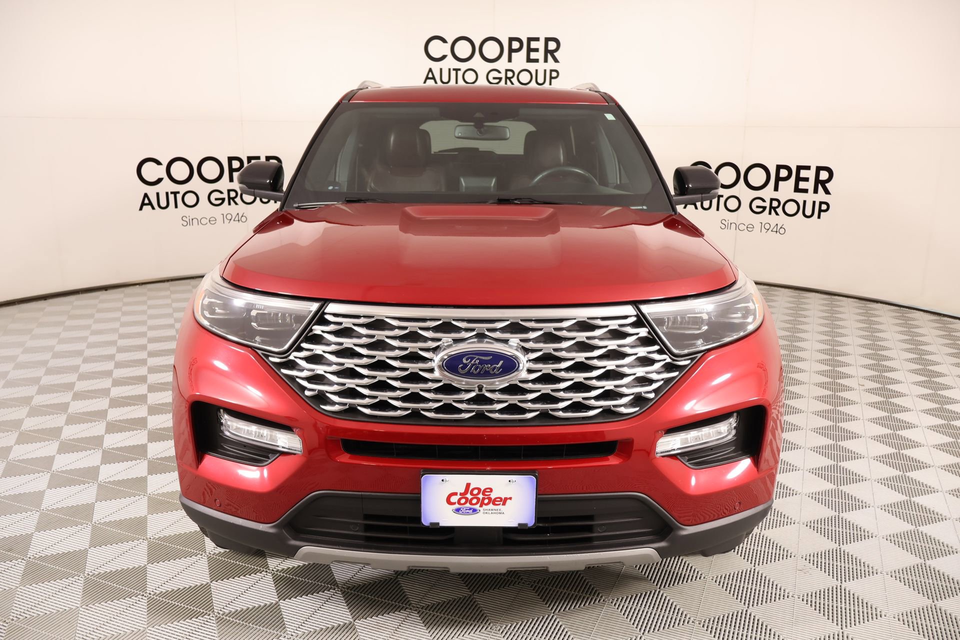 Used 2020 Ford Explorer Platinum w/ Premium Technology Package AWD/4WD image 10