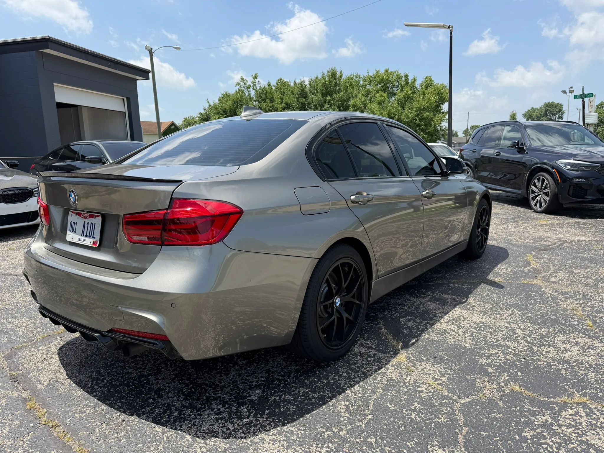Used 2016 BMW 340i xDrive Sedan AWD/4WD image 9