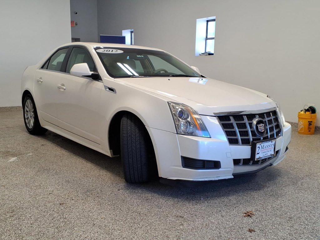 Used 2012 Cadillac CTS Luxury RWD image 3