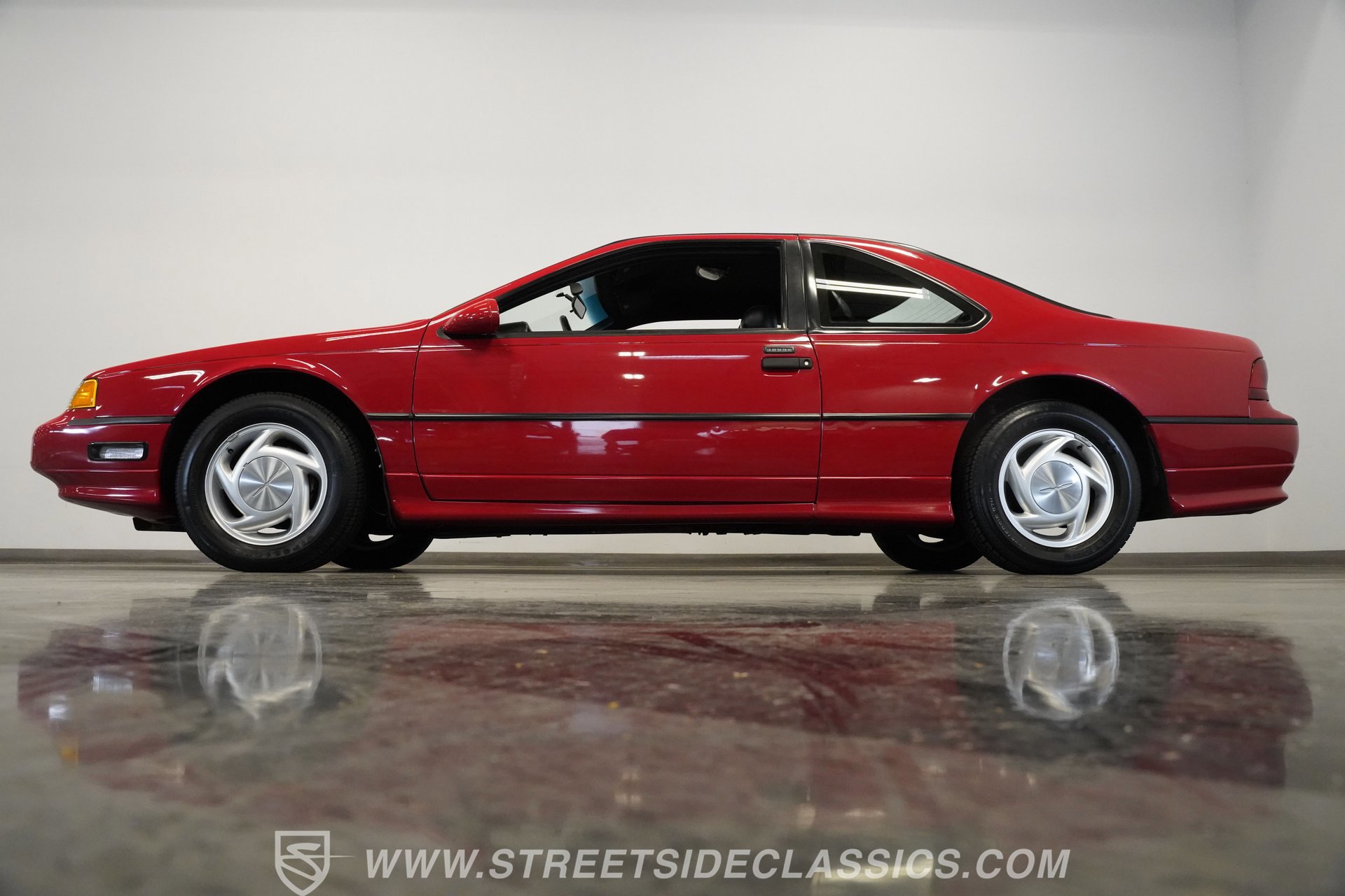 Used 1992 Ford Thunderbird Super image 8