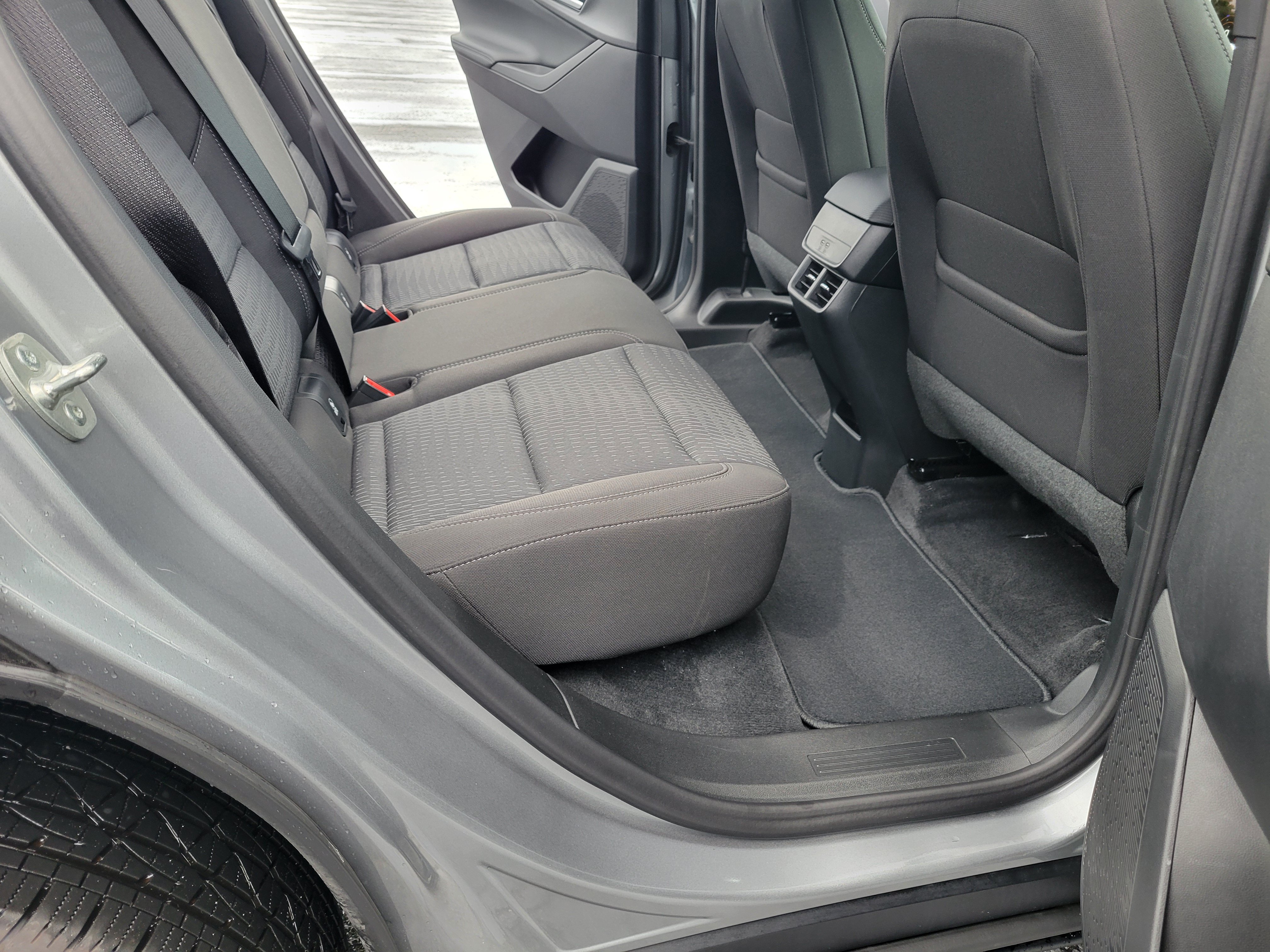 Certified 2026 Chevrolet Equinox LT FWD image 29